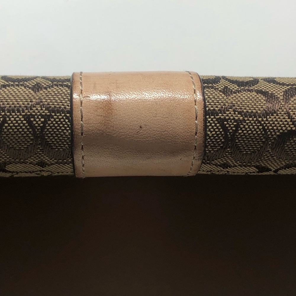 COACH Brown and Tan Signature Zip Around Wallet / Checkbook / Credit Cards - Picture 7 of 14